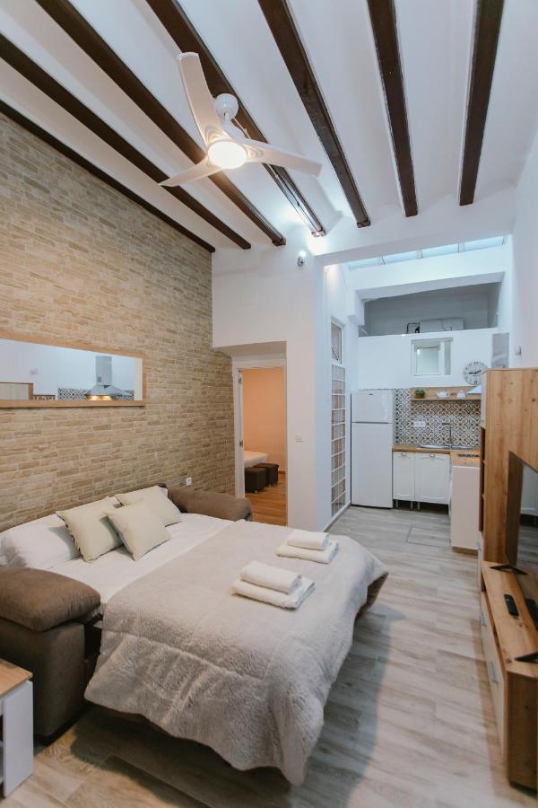 O&L San Luis Feel At Home In A Renovated Apartment Seville Exterior photo